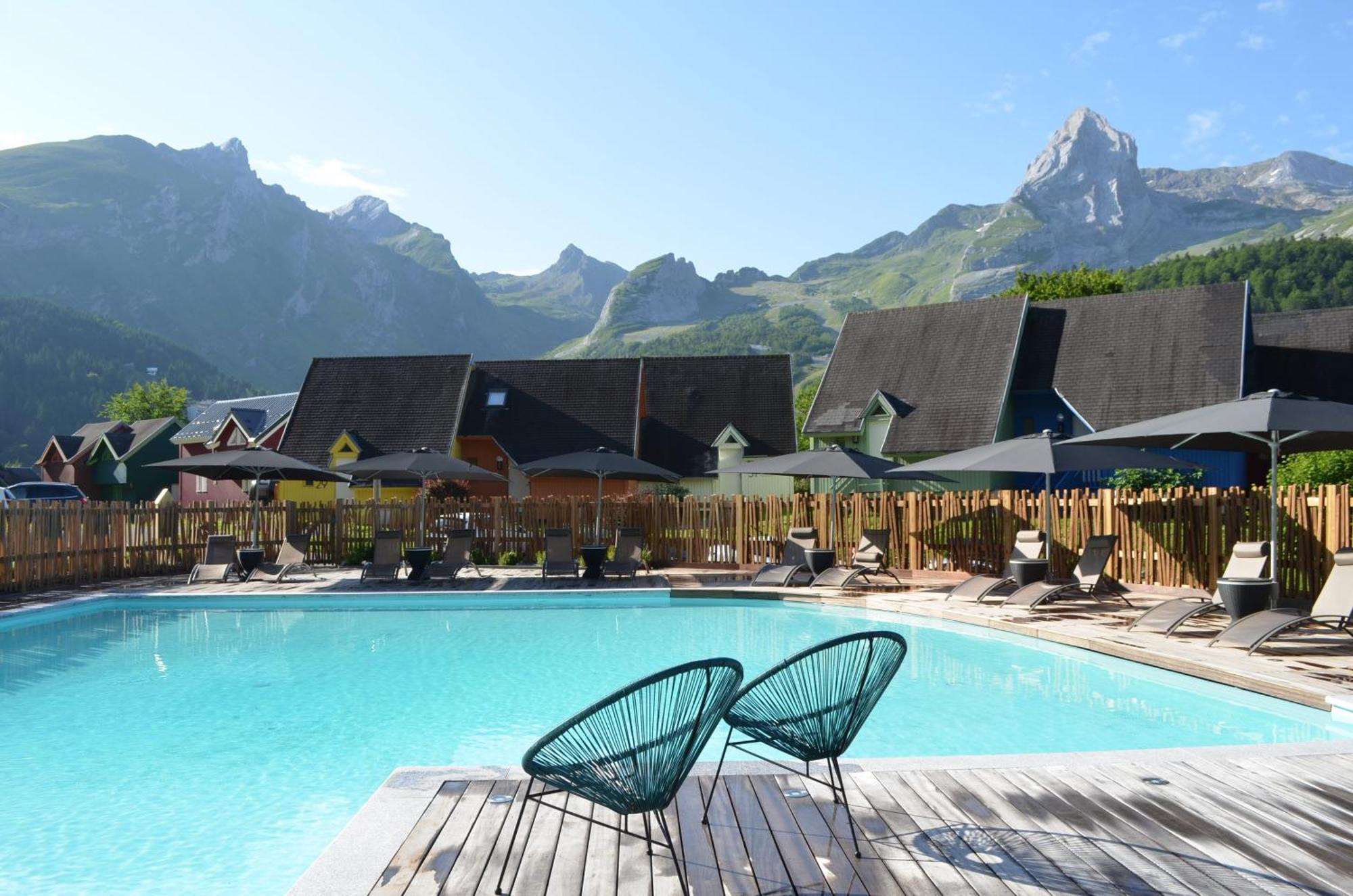 Iskoe Chalets-Hoetel, Col D'Aubisque Gourette Exterior foto