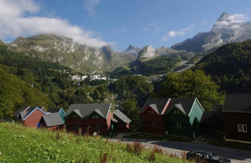Iskoe Chalets-Hoetel, Col D'Aubisque Gourette Exterior foto